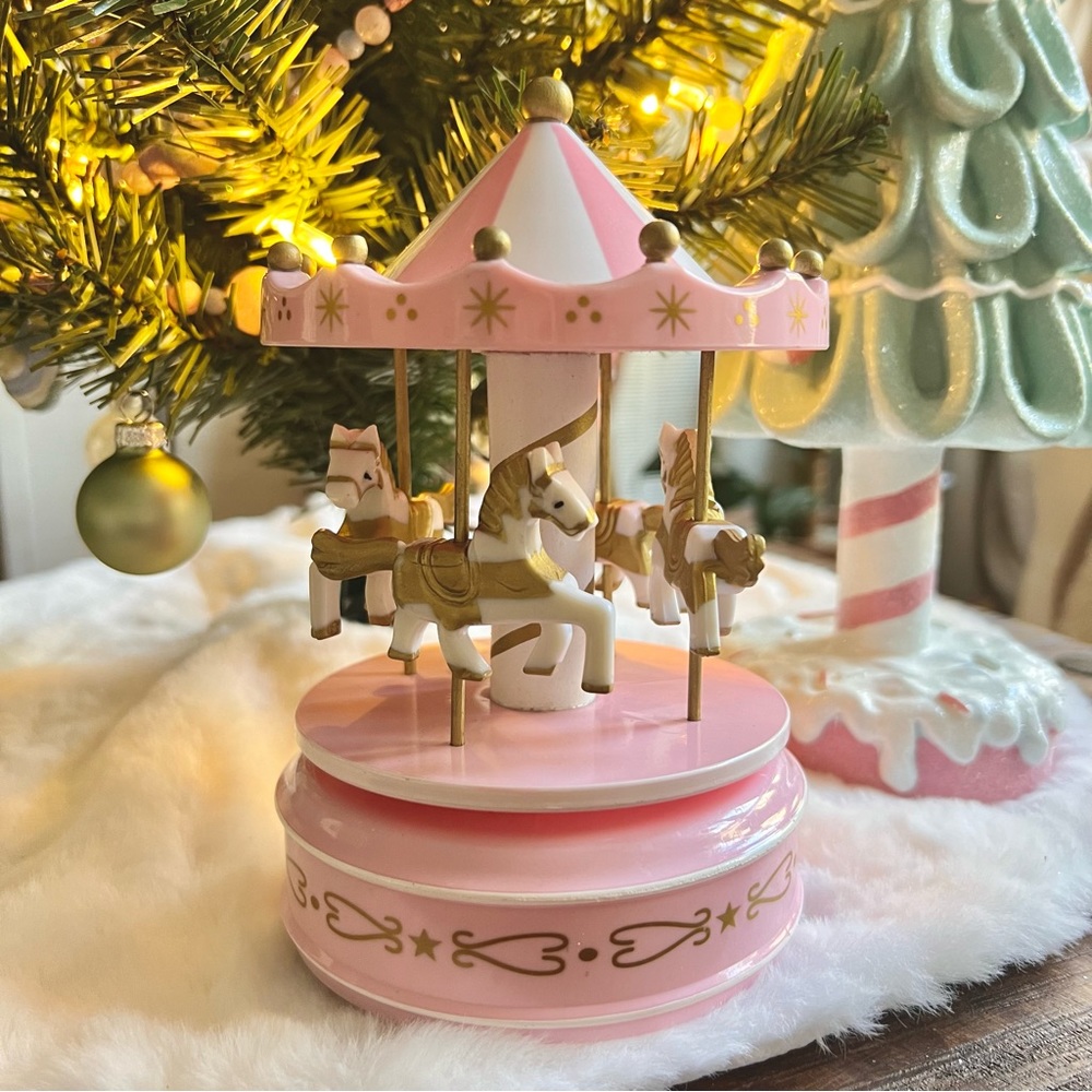 🚫SOLD🚫Pink Music Box Carousel